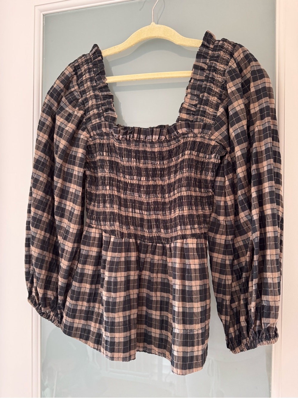 GANNI Seersucker Smocked Plaid Peasant Blouse – Black and Tan